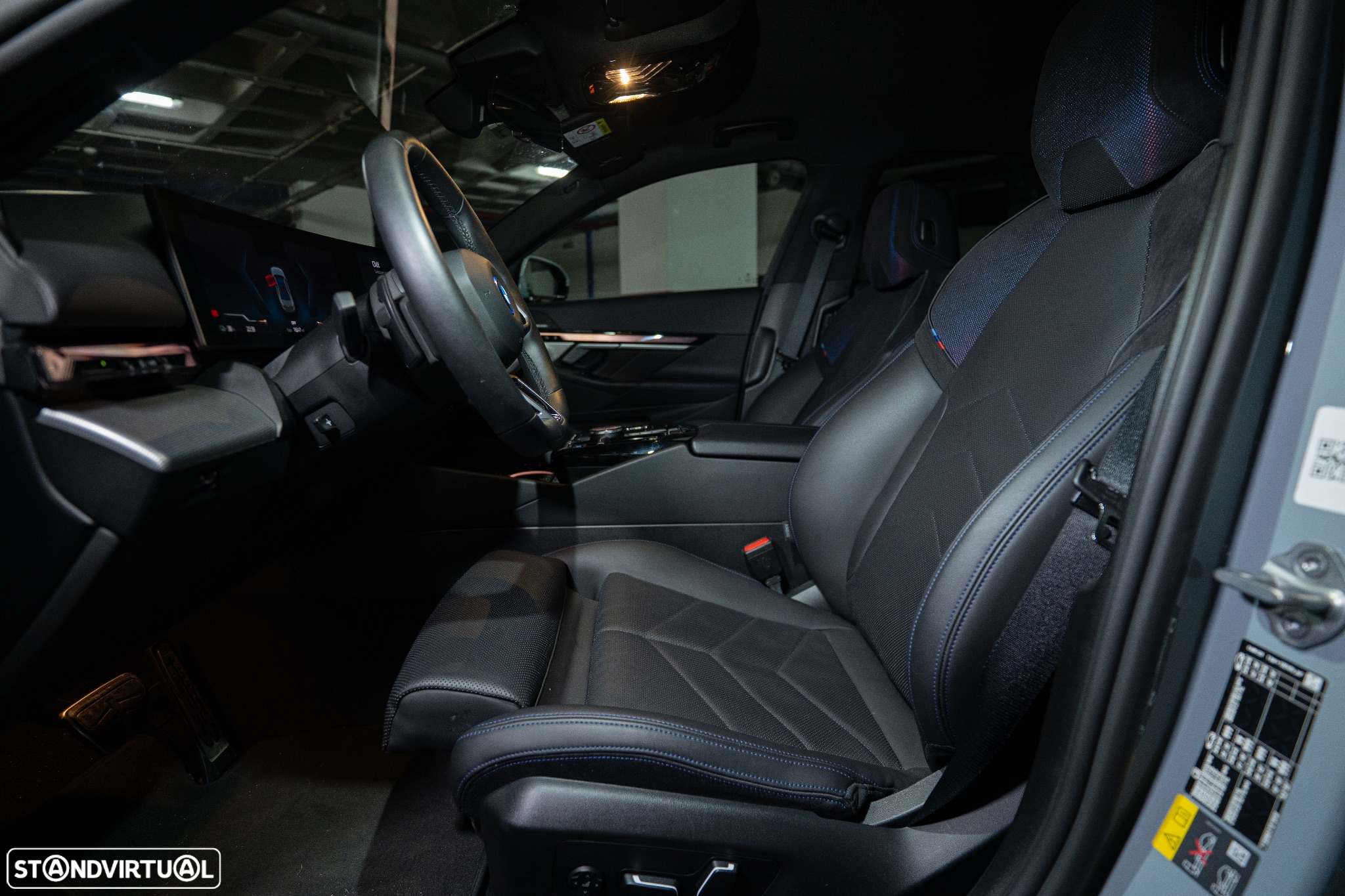 BMW i5 eDrive40 Pack Desportivo M - 18