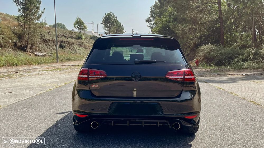 VW Golf 2.0 TSi GTi DSG - 23