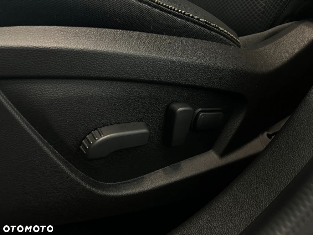 Renault Arkana 1.6 E-TECH Techno MMT - 10