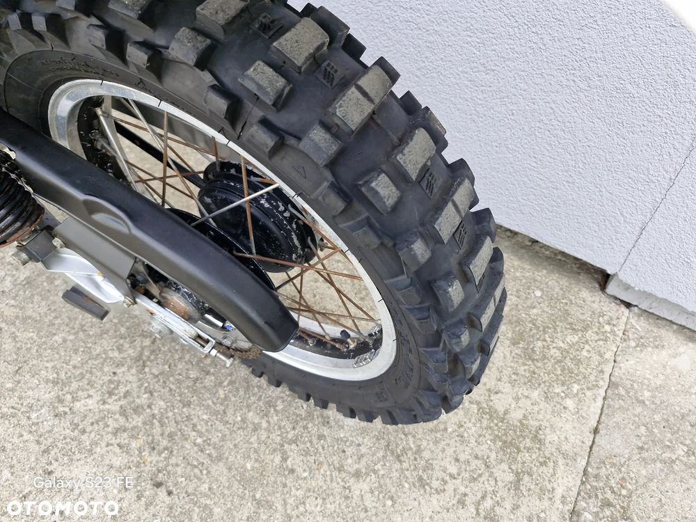 Kawasaki KLR - 6