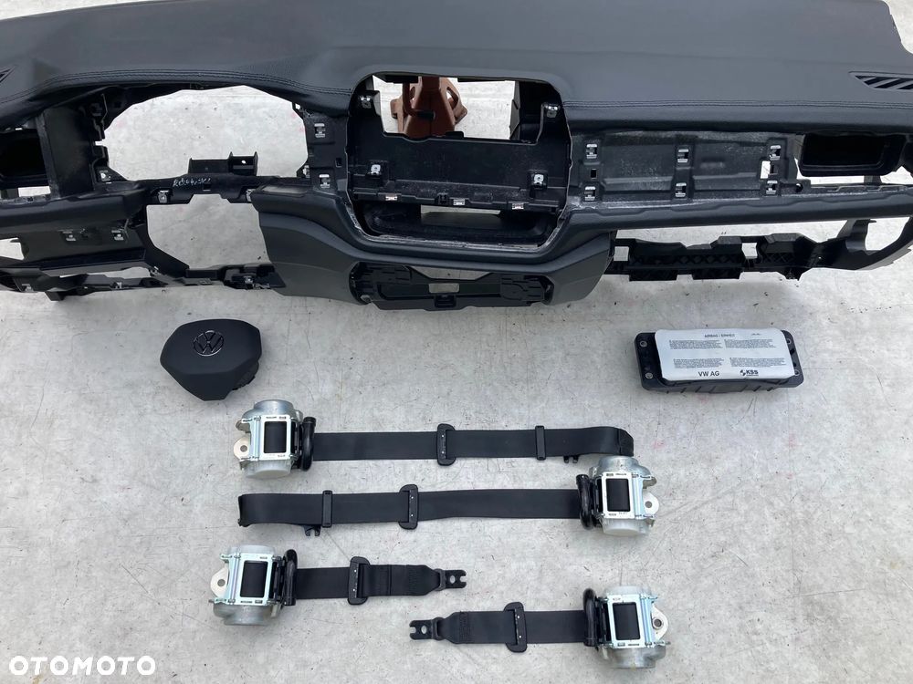 VW T-ROC FL LIFT LIFTING SKÓRA SZYTA DESKA KONSOLA KOKPIT PULPIT PÓŁKA PARAPET AIRBAG PODUSZKI POWIETRZNE KIEROWCY PASAŻERA  FOTELA W FOTEL PASY PAS okazja sprawdź Raz2 !!! - 6