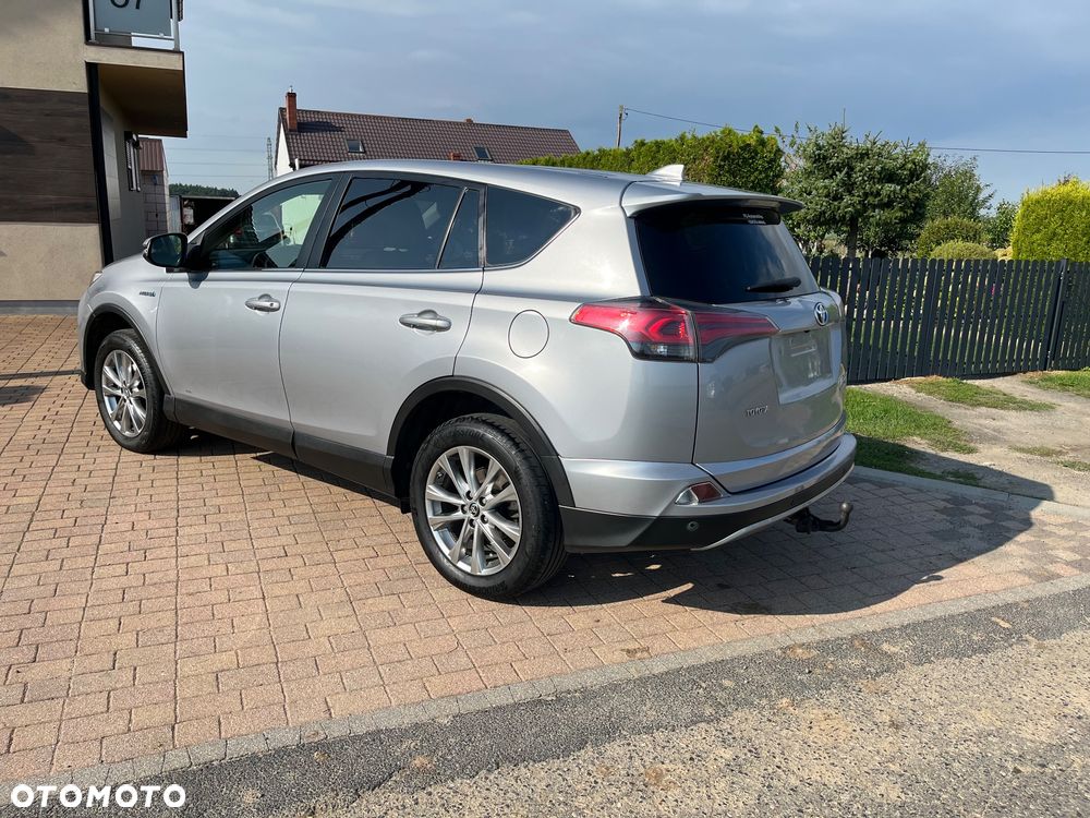 Toyota RAV4 - 9