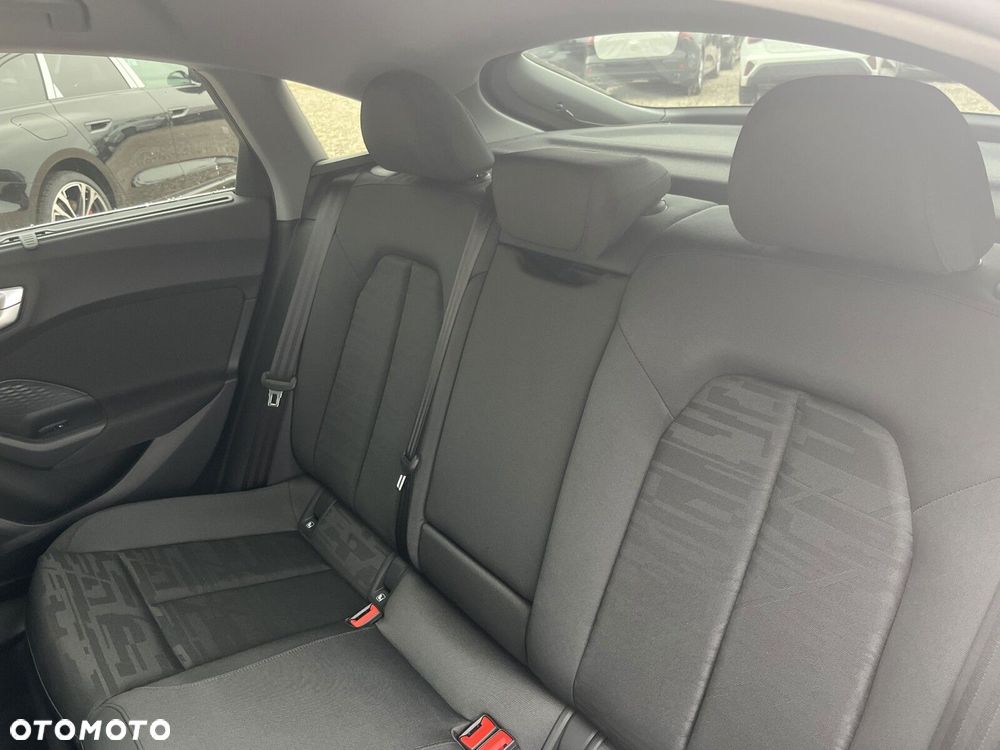 Audi A5 Limousine - 16