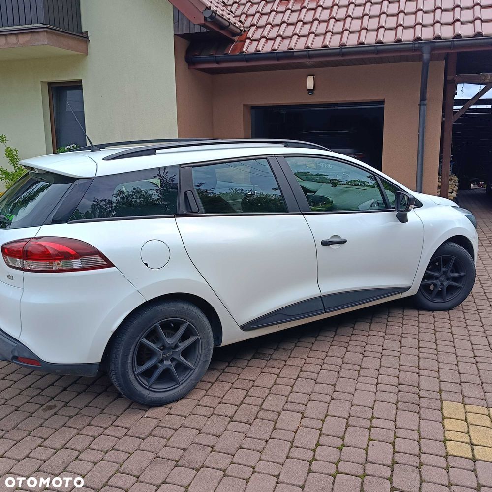 Renault Clio - 7