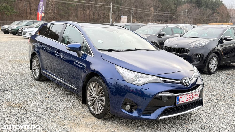 Toyota Avensis 2.0 D-4D Executive - 20
