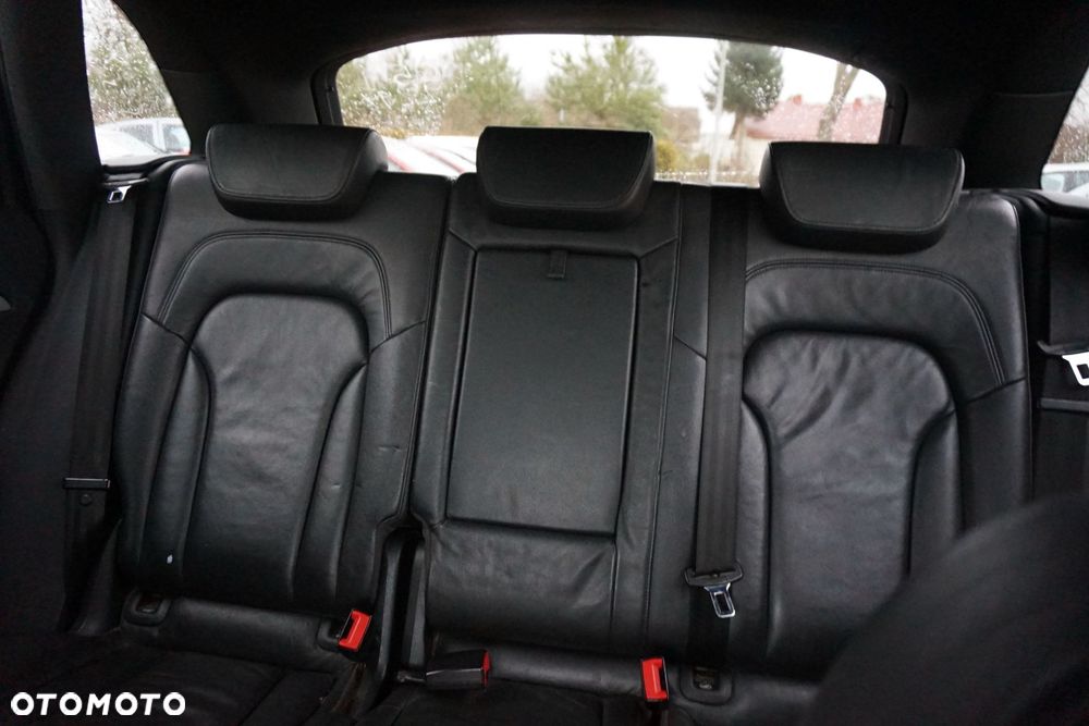 AUDI Q5 I 8R 2009 LZ9Y 2.0 TDI CAHA 170KM KWT CZARNY na części - 14
