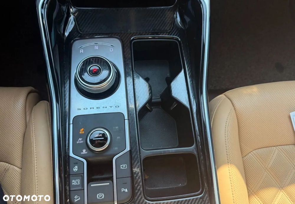 Kia Sorento - 11
