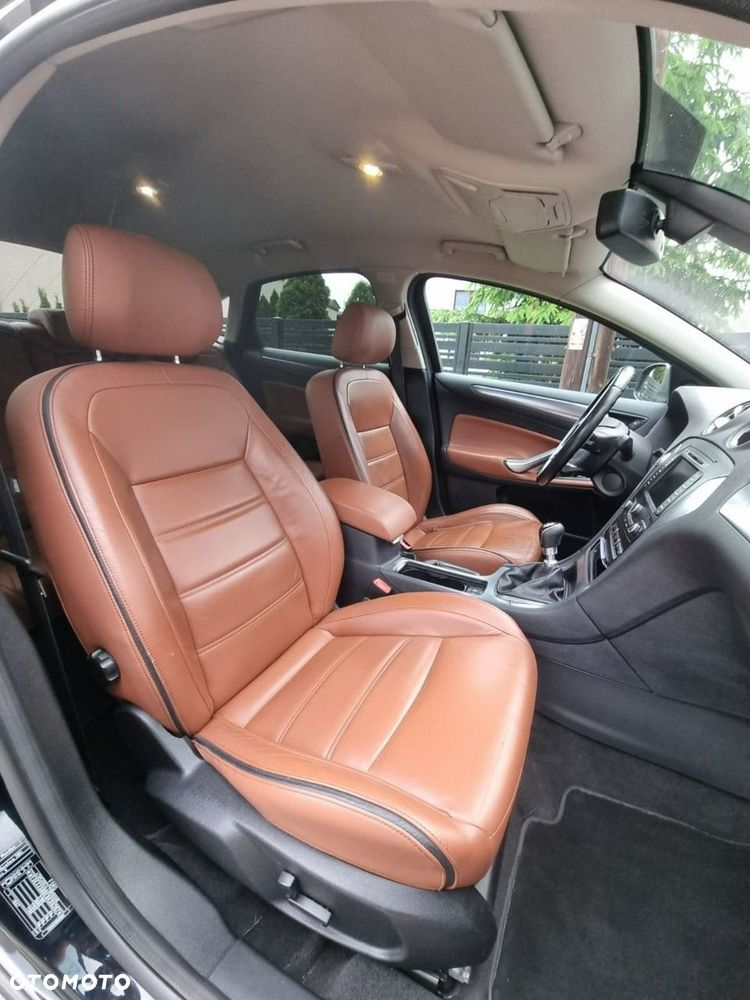 Ford Mondeo - 9