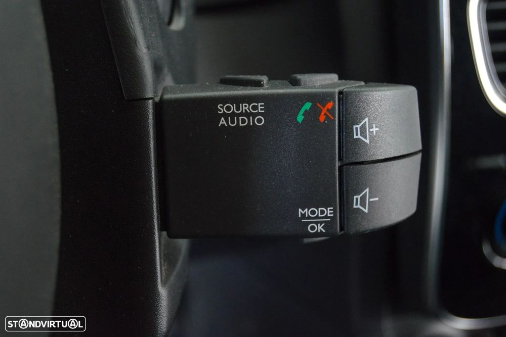 Renault Clio Sport Tourer 0.9 TCE Limited - 36