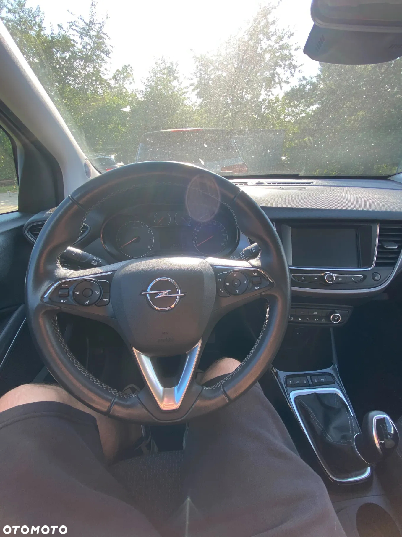 Opel Crossland X - 15