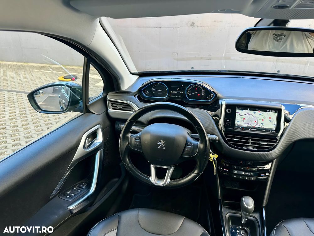 Peugeot 2008 - 9