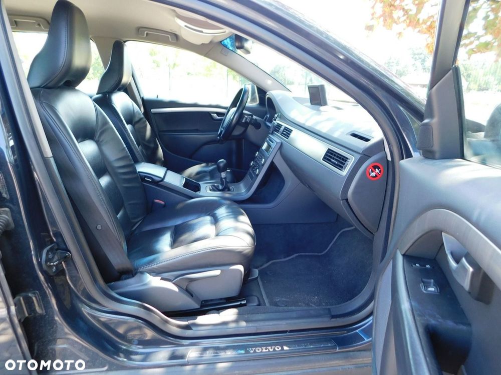 Volvo V70 2.0D Momentum - 14