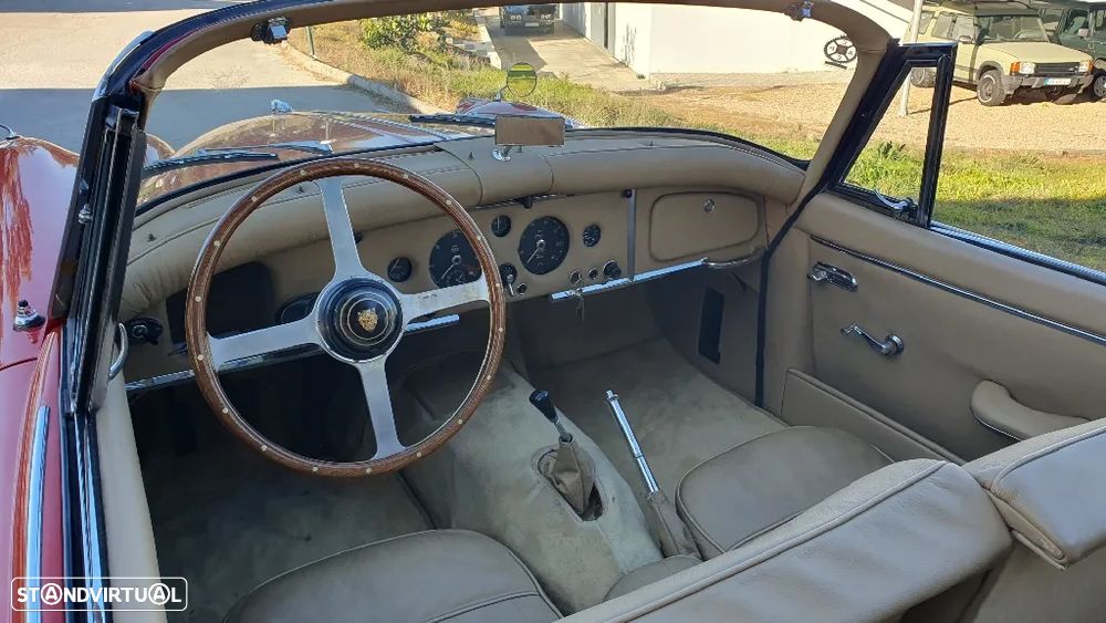 Jaguar XK140 - 21