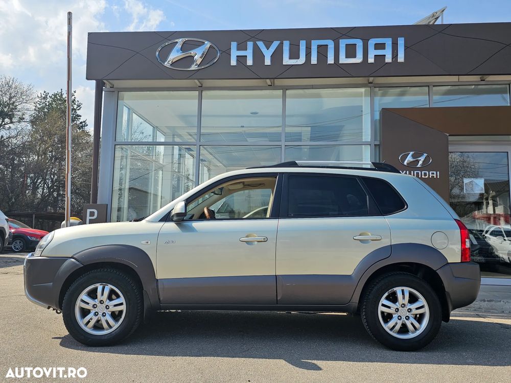 Hyundai Tucson 2.0 CRDI VGT 4WD - 2