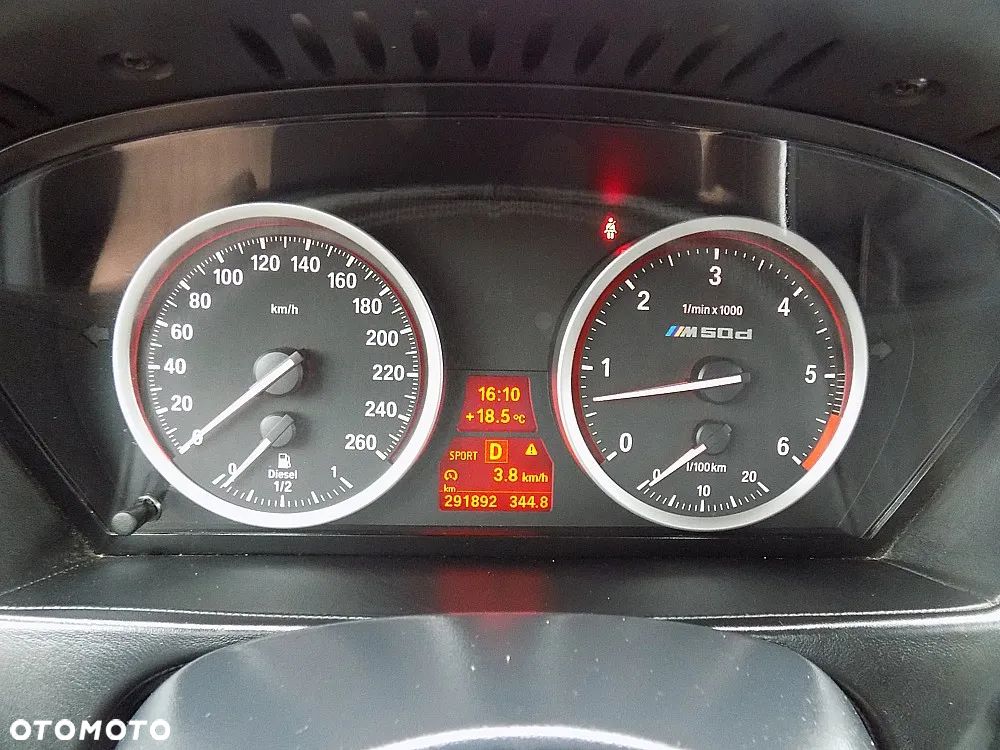 BMW X5 M M50d Sport-Aut - 27