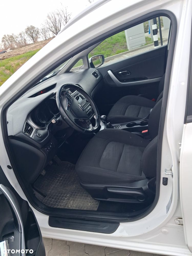 Kia Ceed 1.6 CRDi L - 10