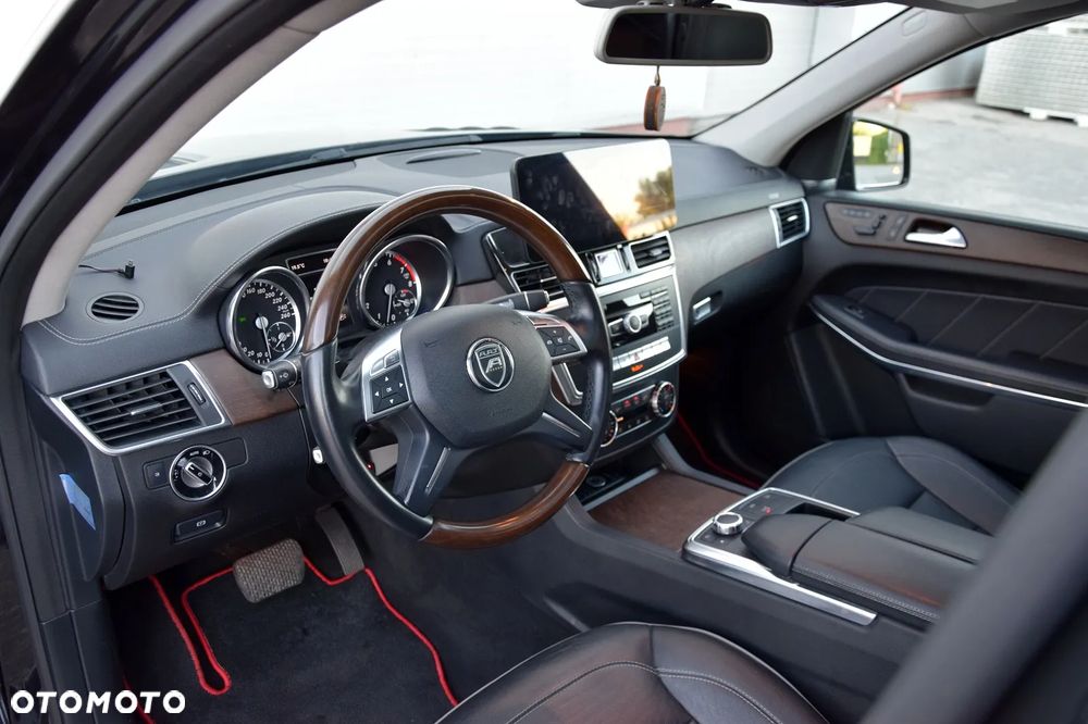 Mercedes-Benz GL 500 4-Matic - 17