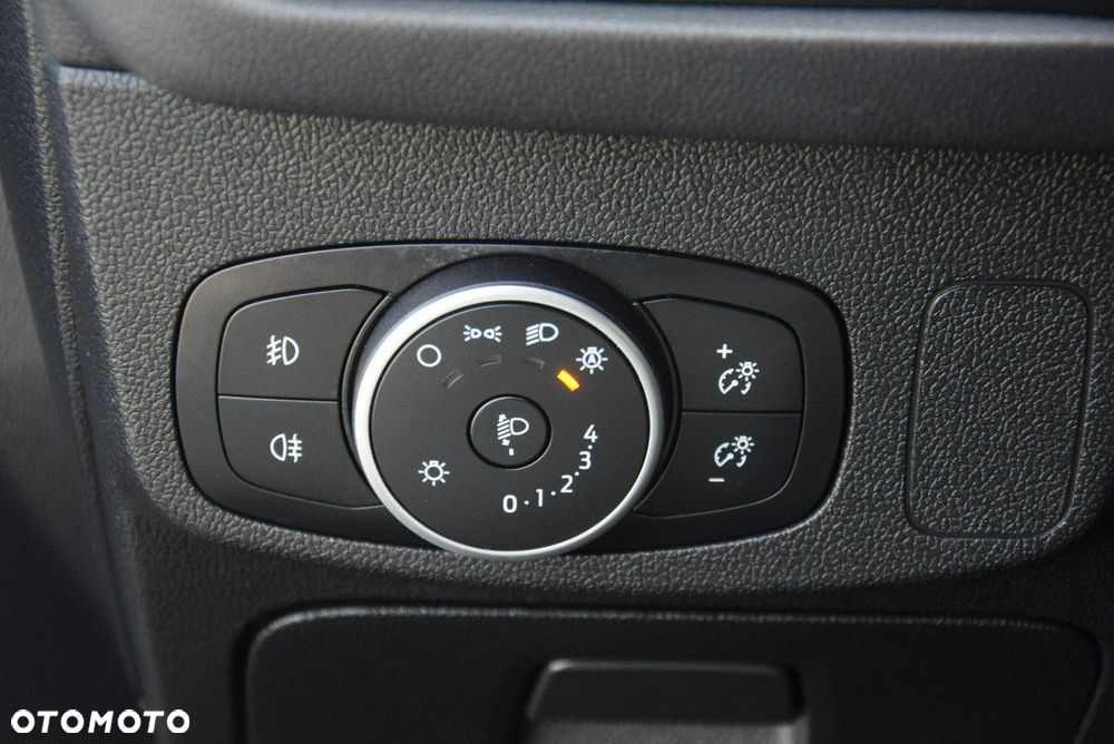 Ford Focus - 34