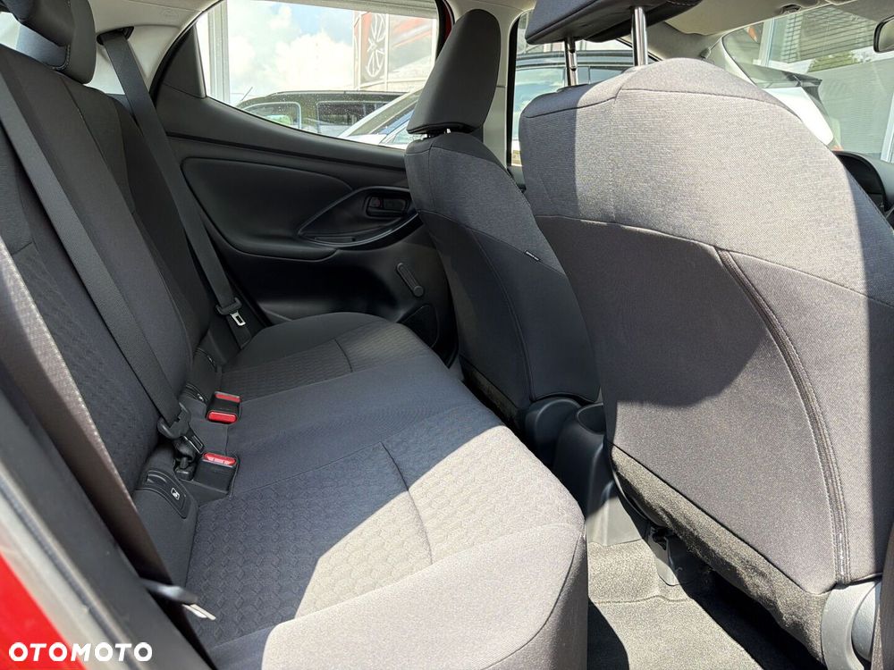 Toyota Yaris - 7