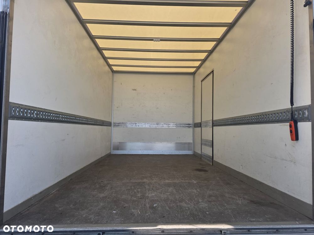 Fiat Ducato Kontener z Windą 8EP Krajowy Super stan - 9