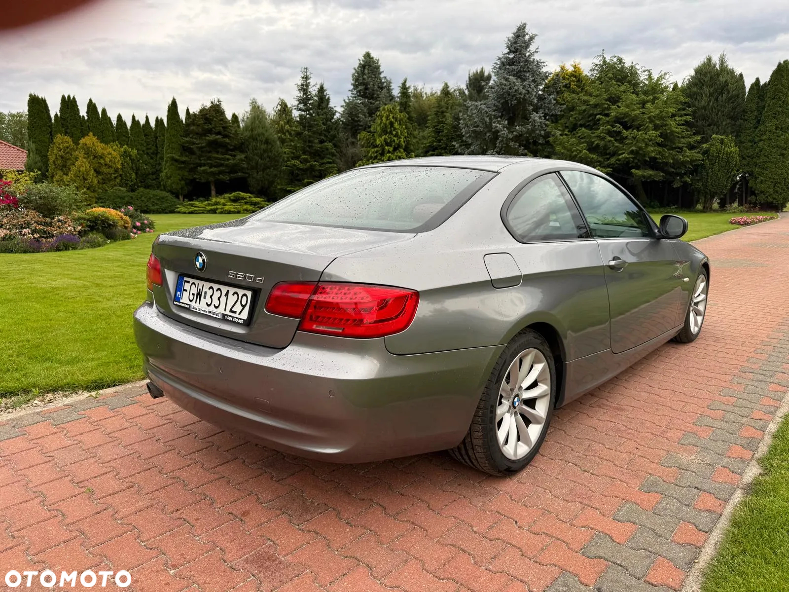 BMW Seria 3 320d Coupe - 12