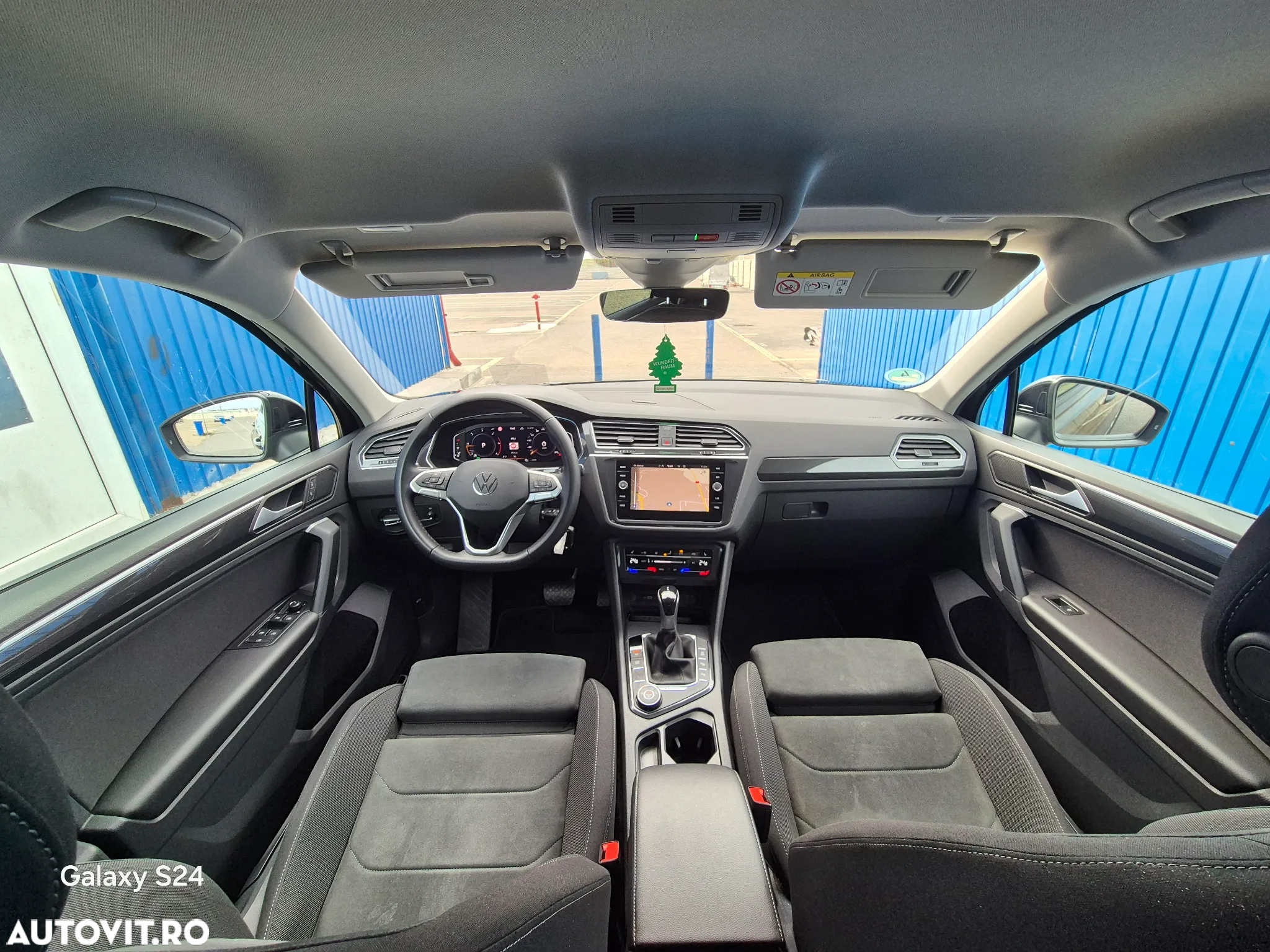 Volkswagen Tiguan 2.0 TDI SCR 4MOTION DSG Life - 17
