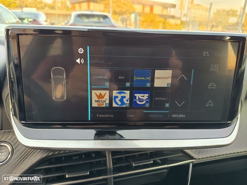 Peugeot e-2008 54 kWh Style - 17