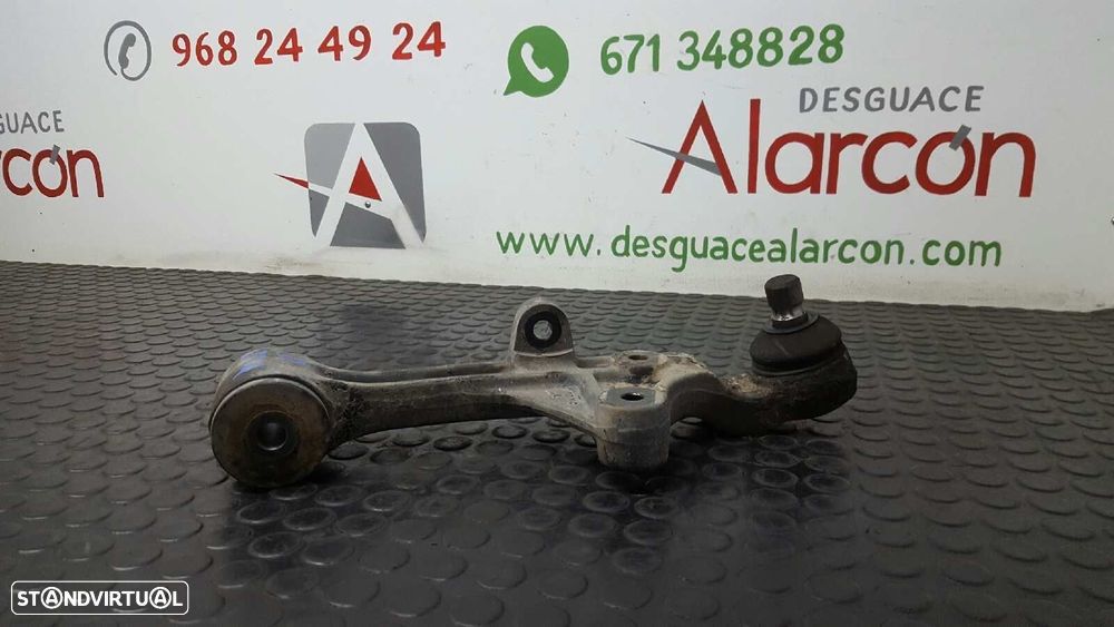 BRAÇO SUSPENSÃO INFERIOR FRENTE ESQUERDO KIA CARNIVAL II 2.9 CRDI LX - 1