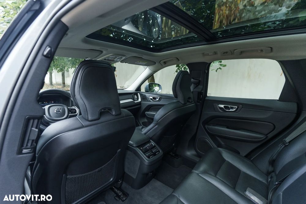 Volvo XC 60 B4 D Plus Bright - 28
