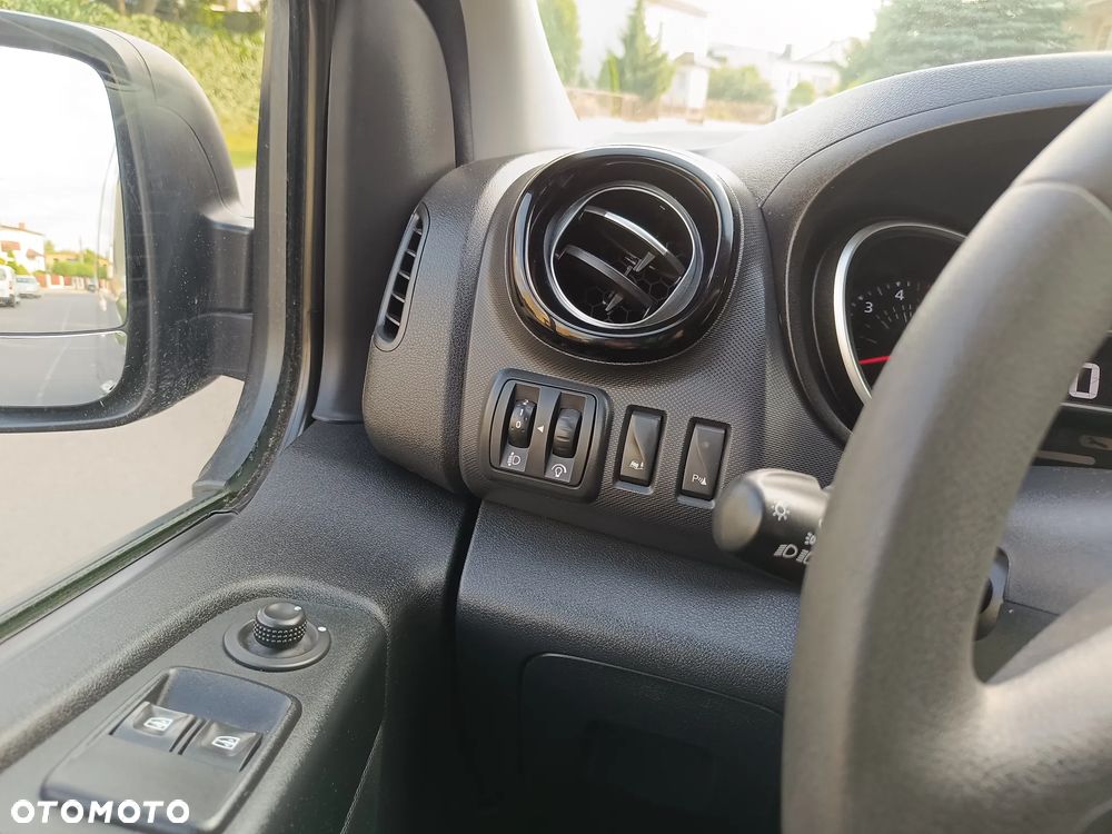 Renault Trafic 2.0 L2H1 HD Pack Clim (bryg.) - 34