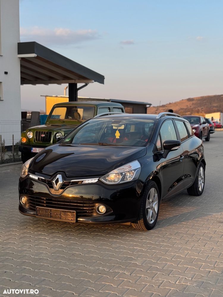 Renault Clio - 1