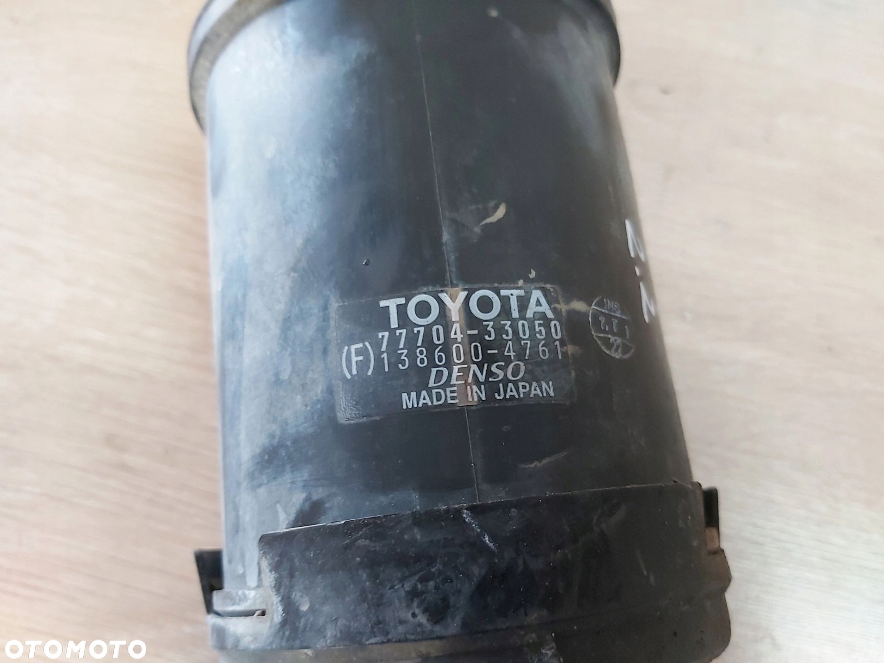 TOYOTA CAMRY IV XV20 filtr węglowy pochłaniacz par paliwa 77704-33050 - 3