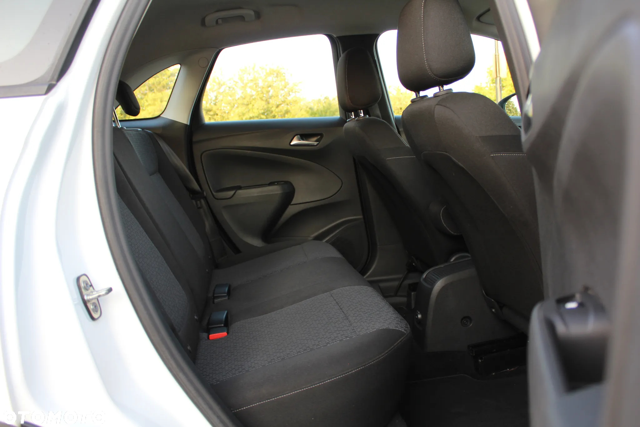 Opel Crossland X 1.6 Diesel ECOTEC Start/Stop Edition - 28