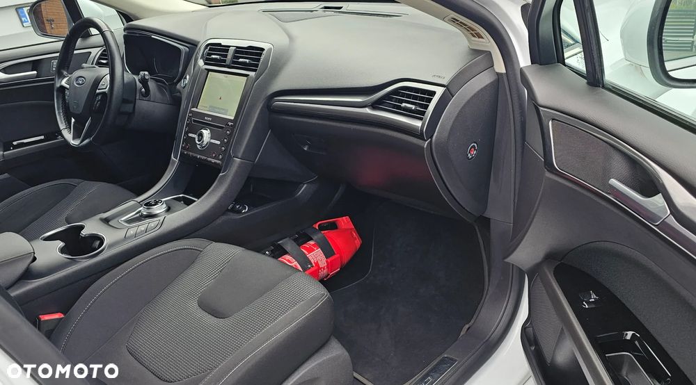 Ford Mondeo 2.0 EcoBlue Titanium AWD - 19