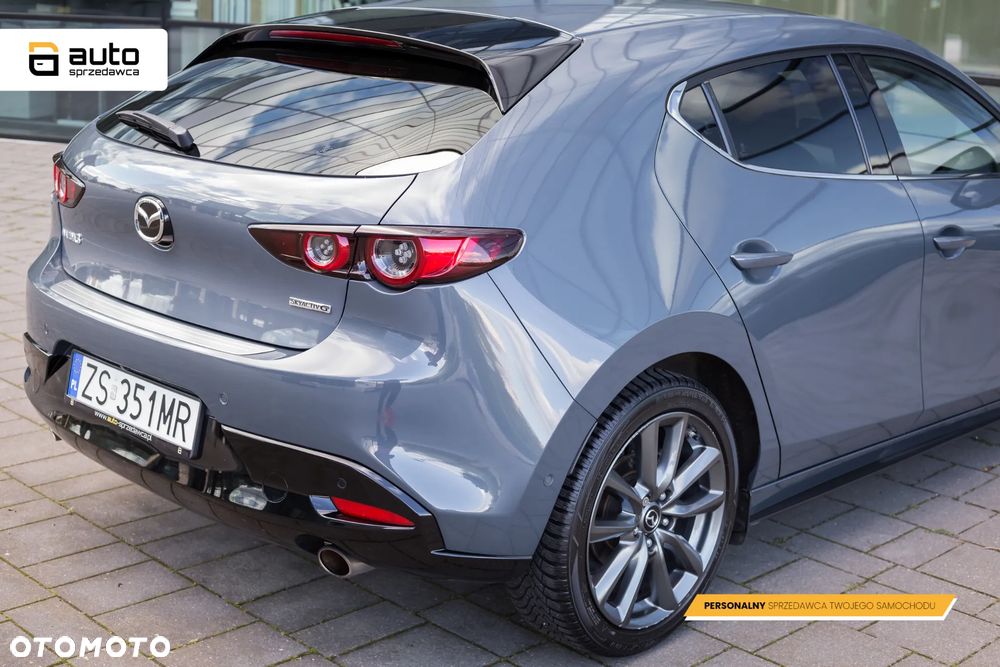 Mazda 3 2.0 mHEV Hikari - 19