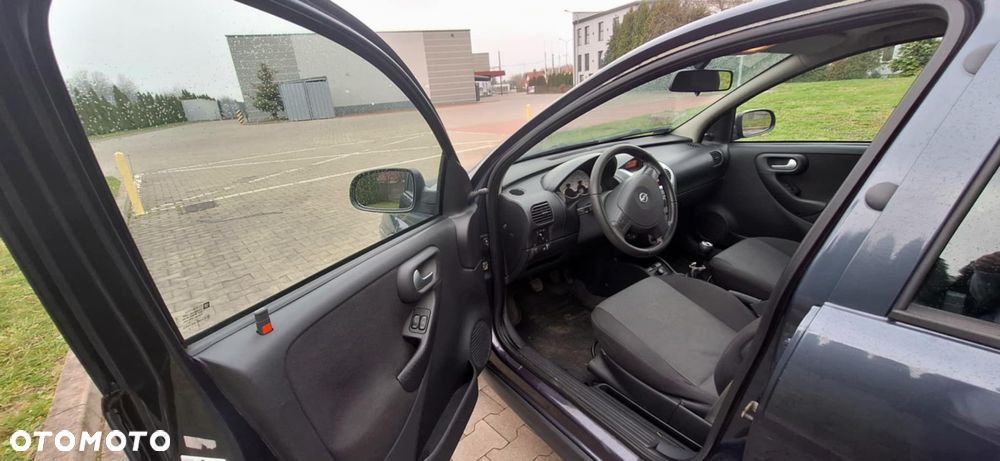 Opel Corsa - 10