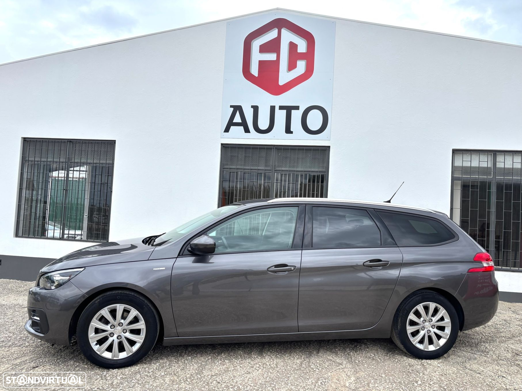 Peugeot 308 SW - 10
