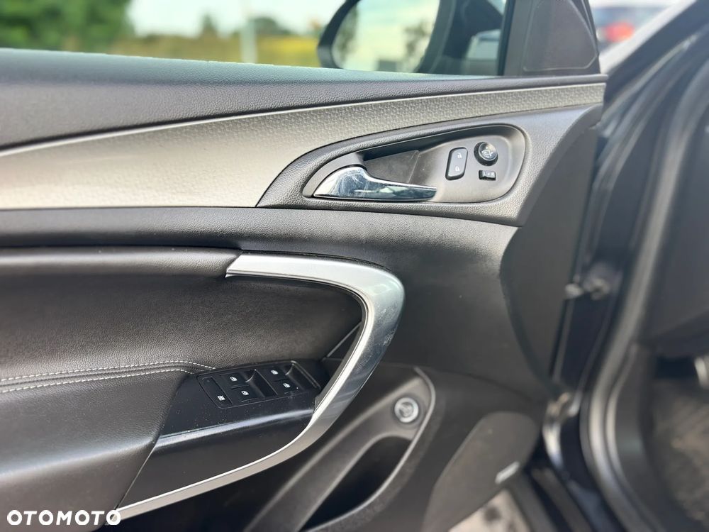 Opel Insignia - 18