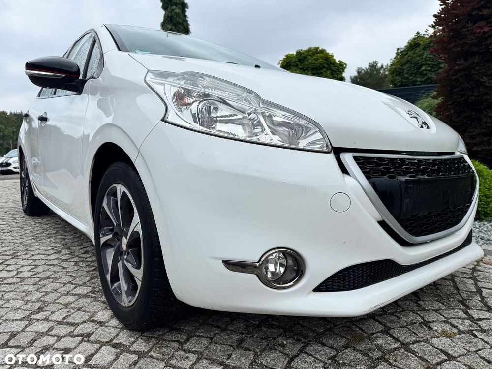 Peugeot 208 - 9