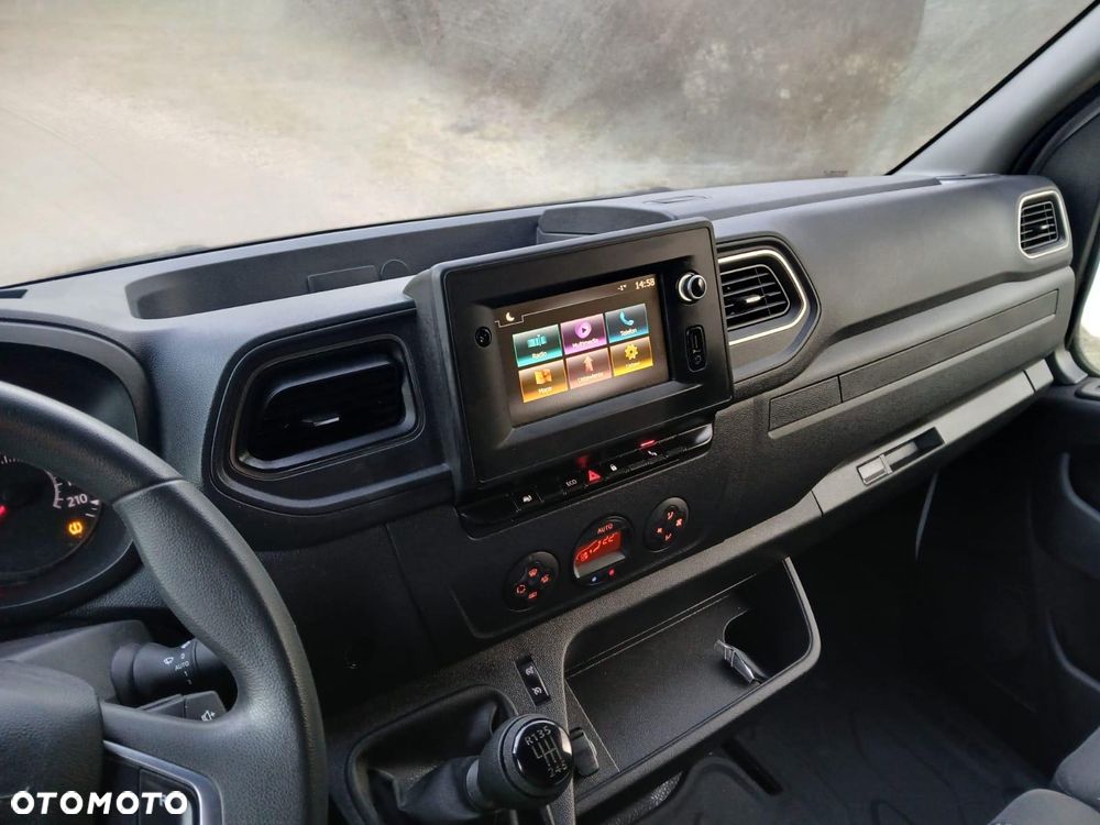 Renault Master - 19
