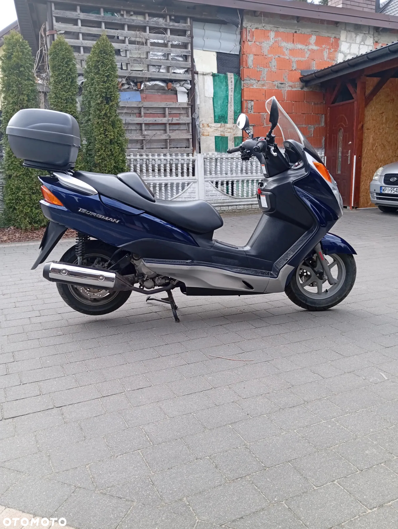 Suzuki Burgman - 6