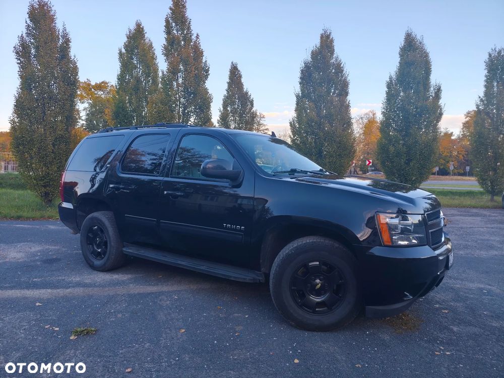 Chevrolet Tahoe - 2