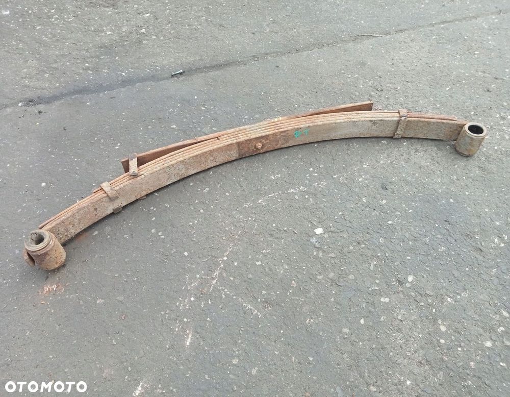 RESOR RESORY TYŁ MITSUBISHI FUSO CANTER 3C13 06- - 2