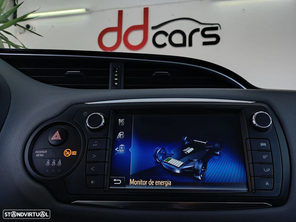 Toyota Yaris 1.5 HSD Comfort +P.Style+P.Techno — fotografia 50