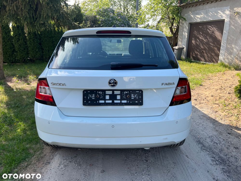 Skoda Fabia 1.0 Style - 7