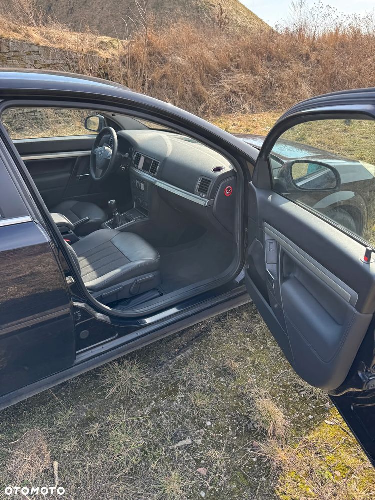 Opel Vectra 1.9 CDTI DPF Cosmo - 5