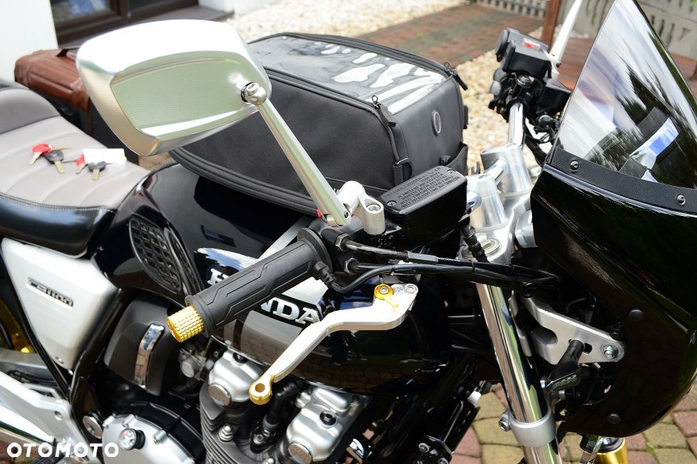 Honda CB - 4