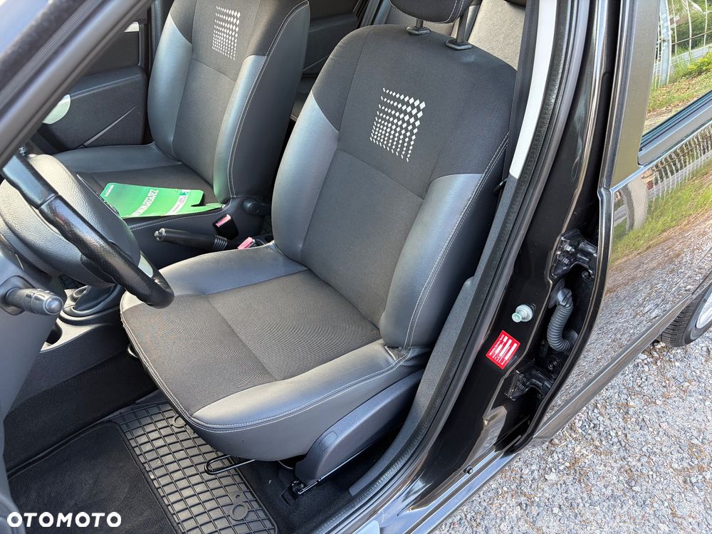 Dacia Sandero 1.2 16V 75 Laureate - 24