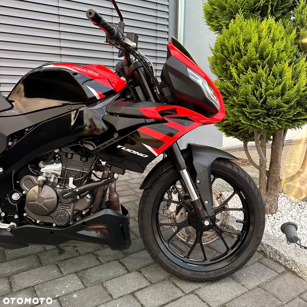 Aprilia Tuono - 4