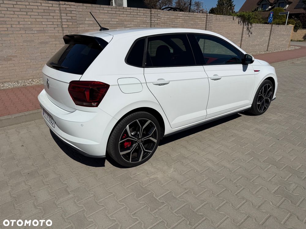 Volkswagen Polo 2.0 TSI DSG GTI - 3